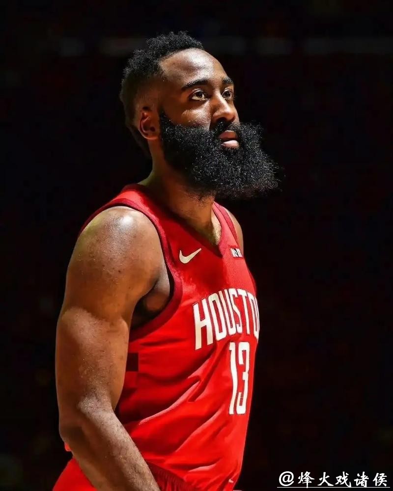 哈登称赞米切尔无私打球展现篮球风格 哈登称赞米切尔无私打球展现篮球风格