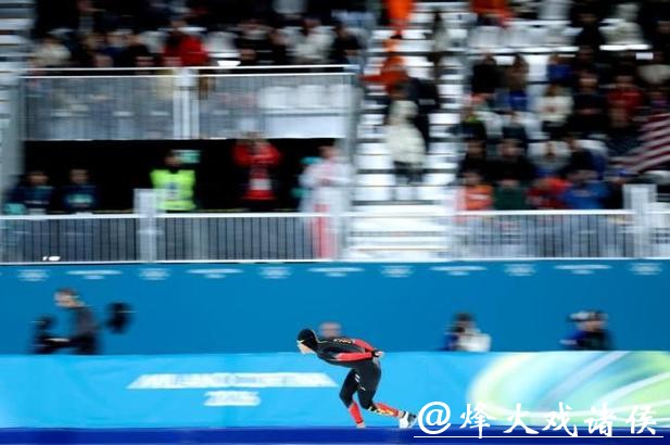 刚比完赛的刘瀚彬在混采区喘着气说，滑到终点时脑子里只有一句话，姥爷七年前的约定我做到了