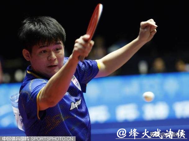 林诗栋4-1赵子豪 晋级十五运会乒乓球男单四强